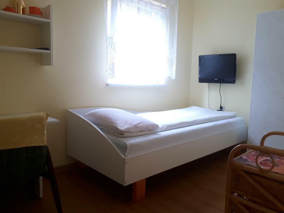 Dom Wakacyjny U Mirka Ustka Esterno foto